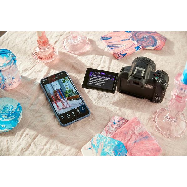 Canon R50 Mirrorless Camera + 18-45mm Lens