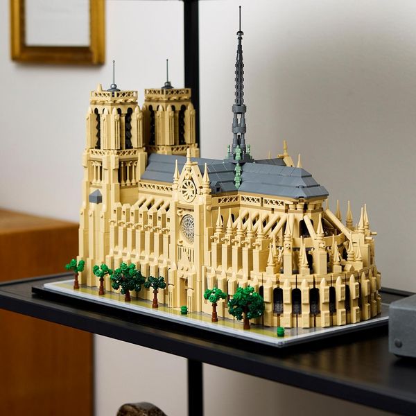LEGO Notre-Dame de Paris