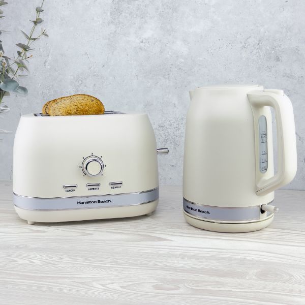 Hamilton Beach Ella Kitchen Bundle Latte - Kettle,  2 Slice Toaster & Cream Microwave